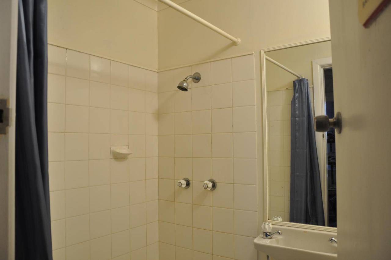 Hearty Center Motel カトゥーンバ エクステリア 写真