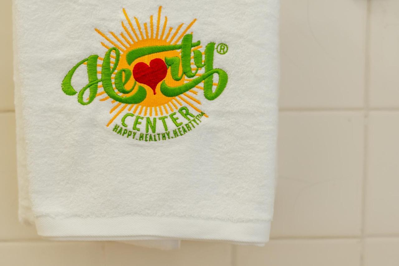 Hearty Center Motel カトゥーンバ エクステリア 写真