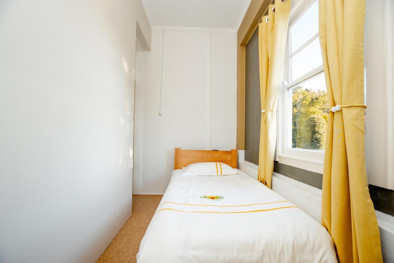 Hearty Center Motel カトゥーンバ エクステリア 写真